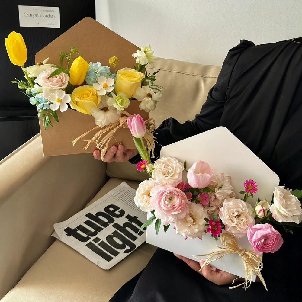 Envelopvormige kartonnen bloem - Florist Supply Shop recensie en prijs